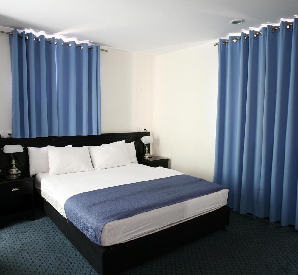 The New Port Tlv 3*
